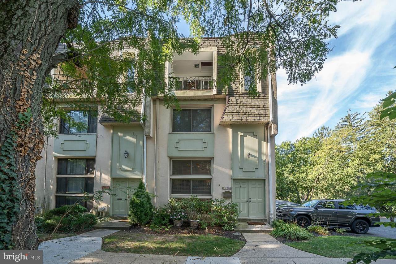 450 Montgomery Avenue - Photo 1