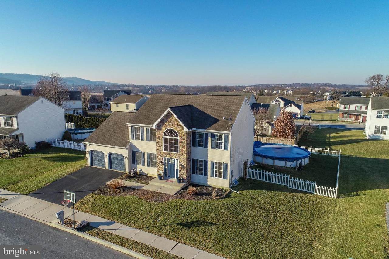 6 Shelly Drive - Photo 1