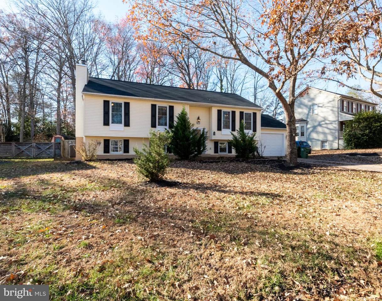 43 Briarwood Drive - Photo 1
