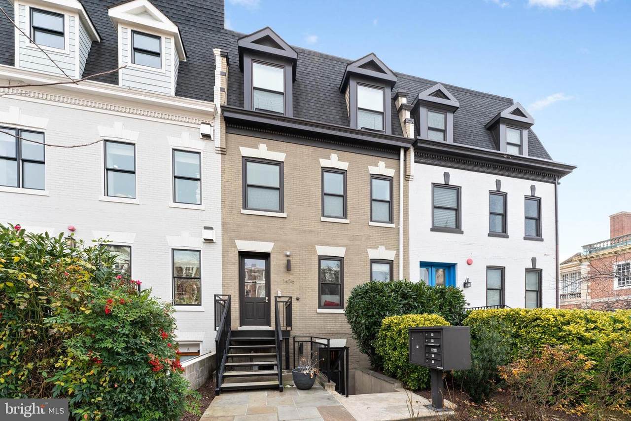 1478 Harvard Street - Photo 1