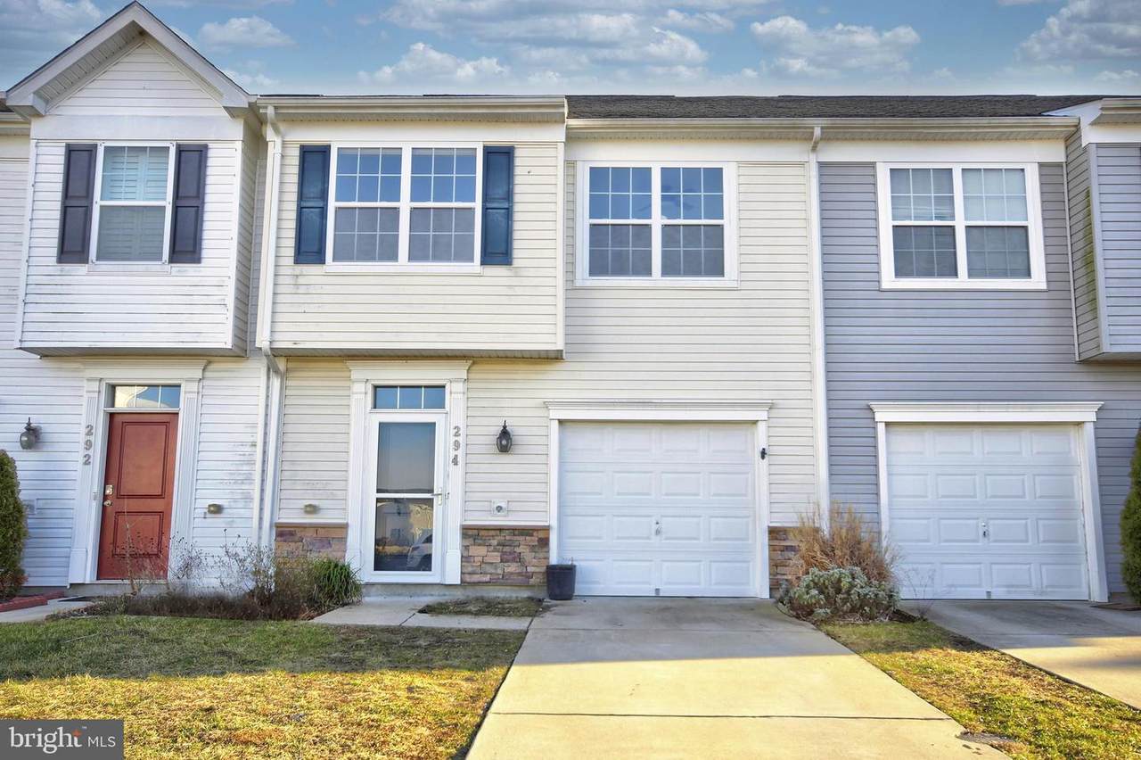 294 Garrison Way - Photo 1