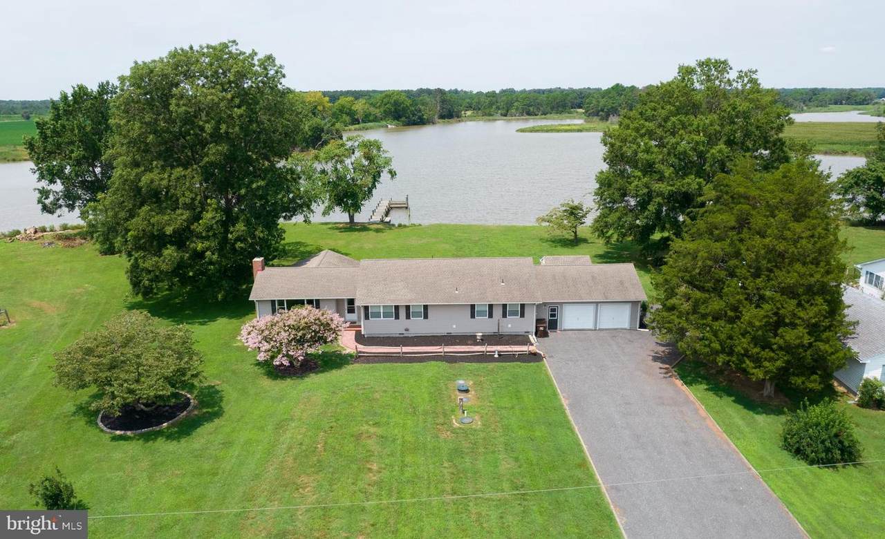 5122 North Drive - Photo 1