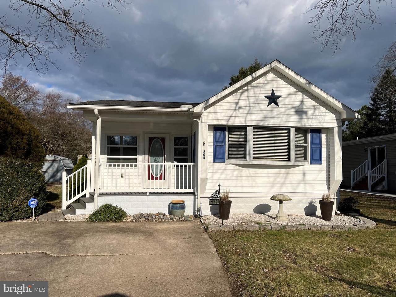 19721 Prince Street - Photo 1