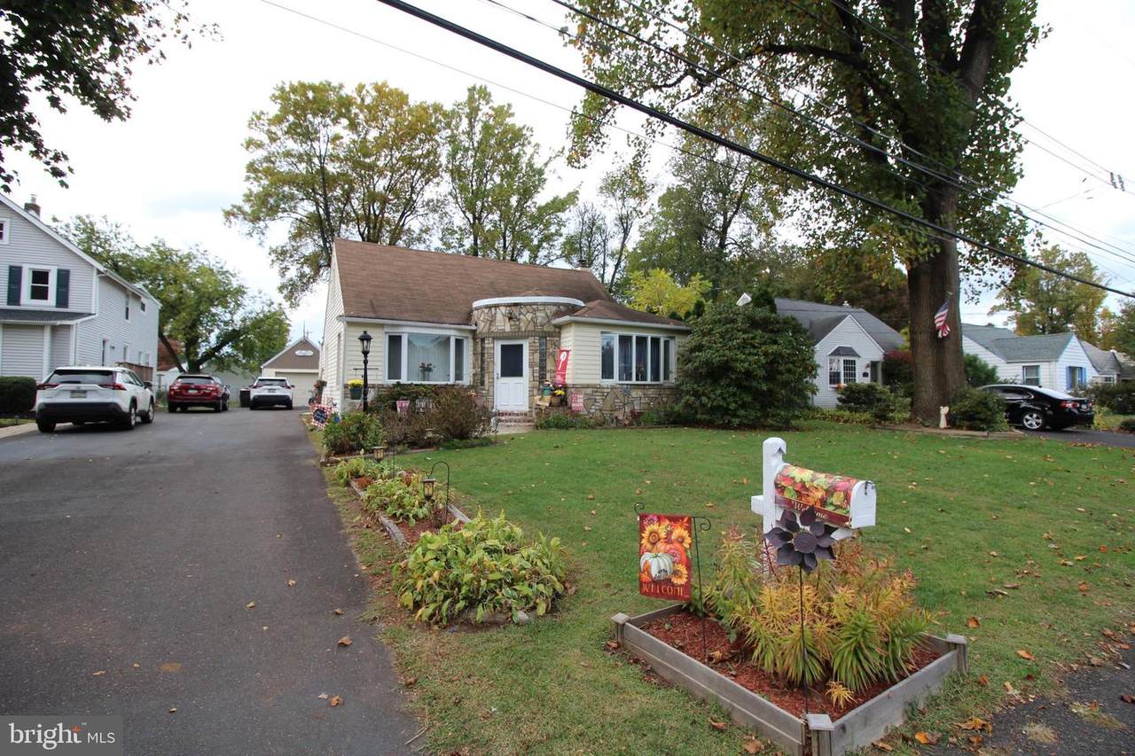 1743 Highland Avenue - Photo 1