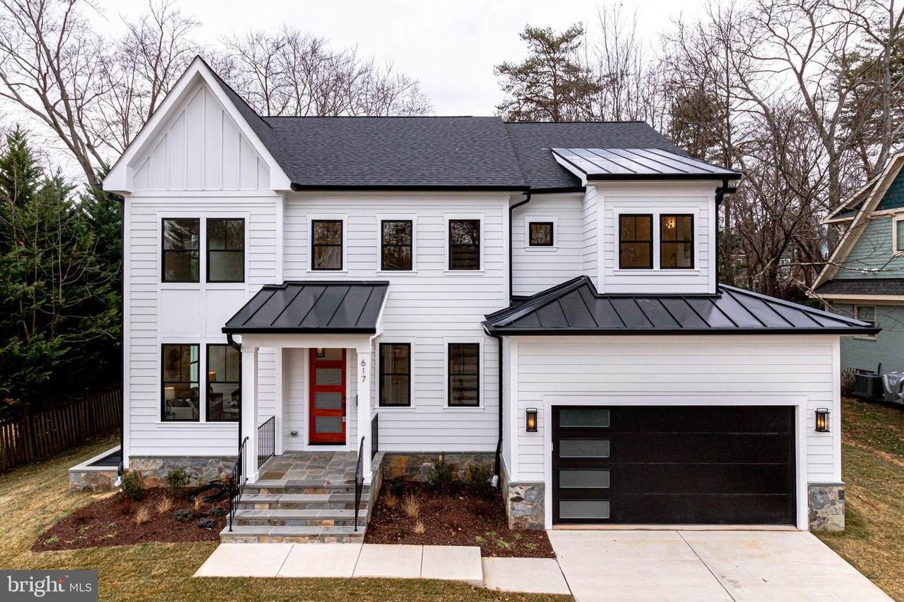 617 Truman Circle - Photo 1