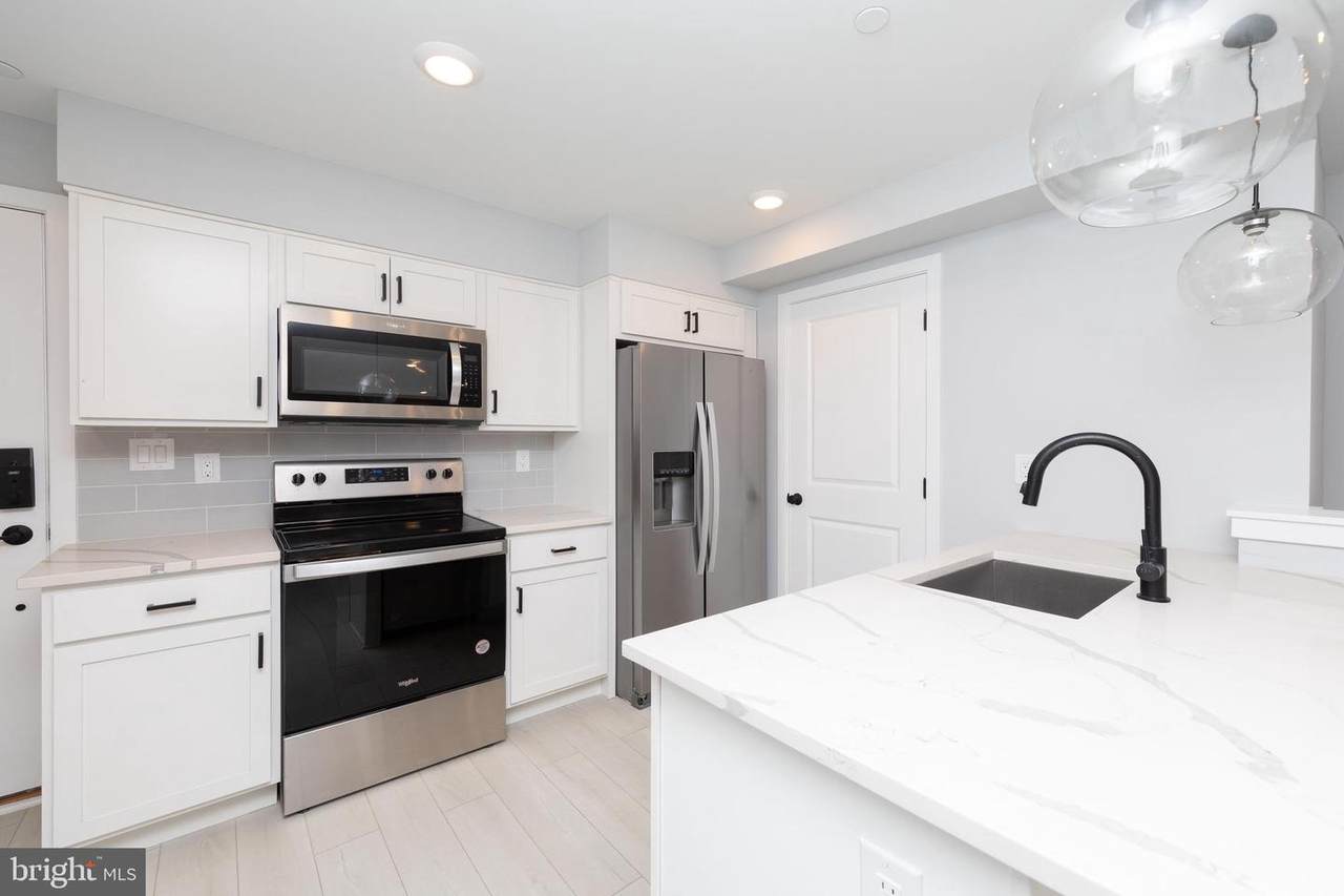 1209 5TH Street - Photo 1