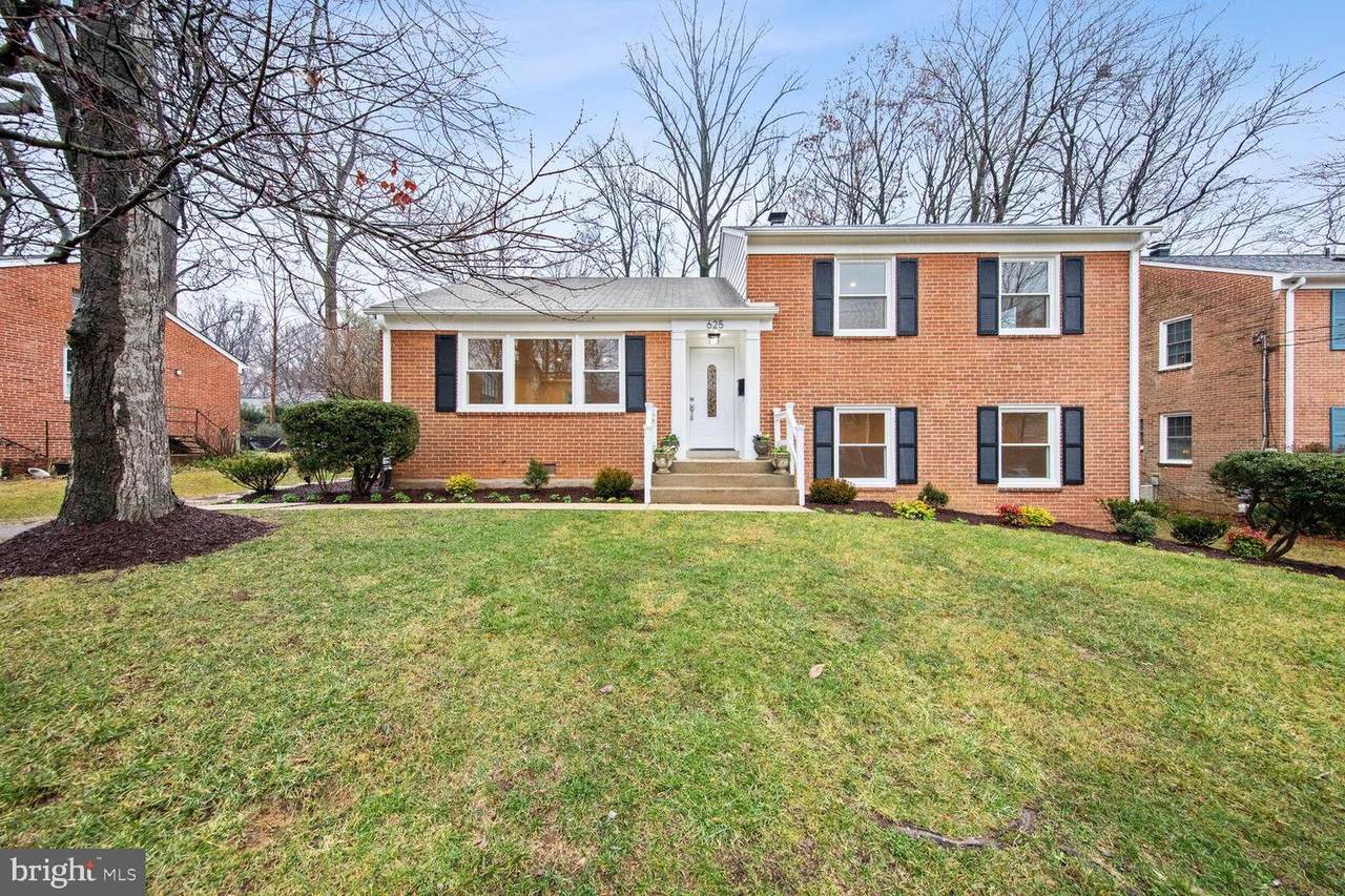 625 Crocus Drive - Photo 1