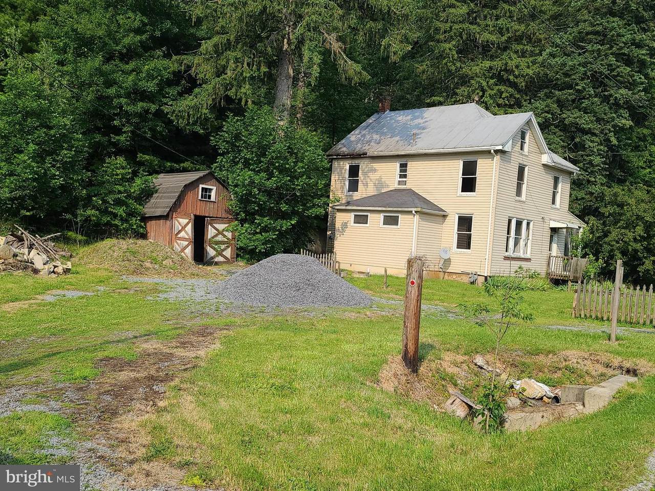 6915 Chambersburg Road - Photo 1