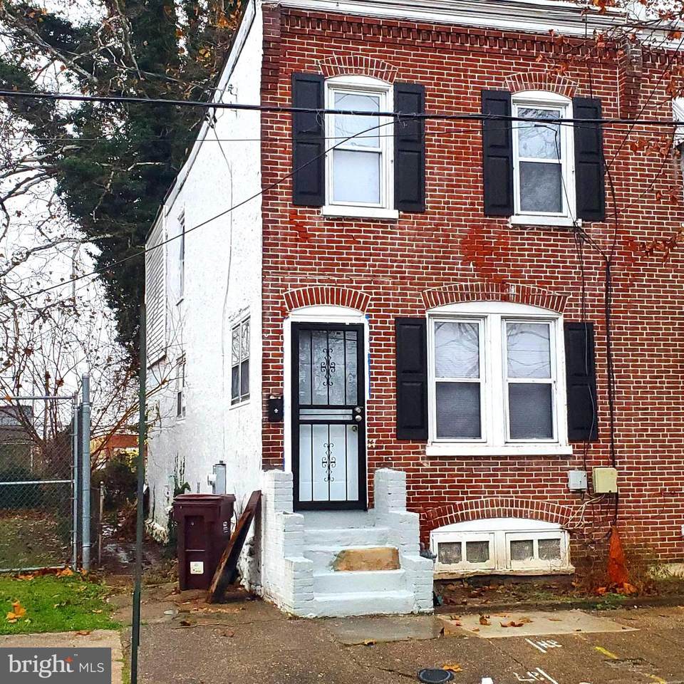 1606 Thatcher Street - Photo 1