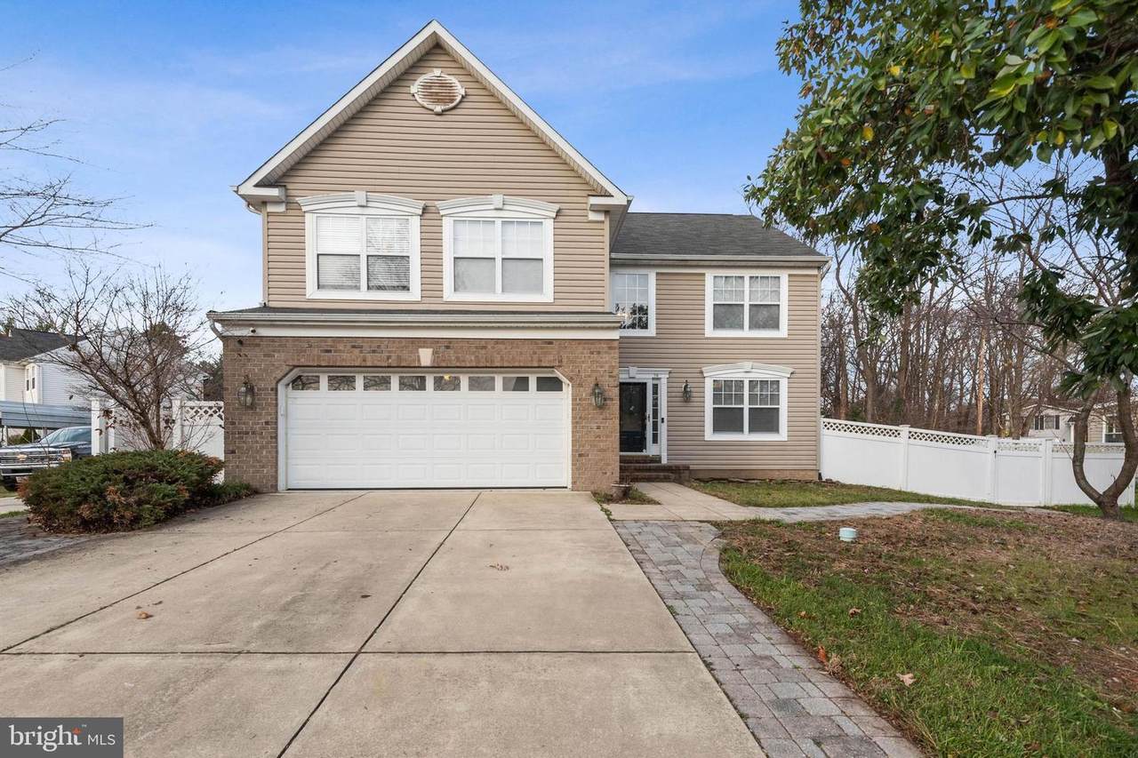 114 Wells Avenue - Photo 1