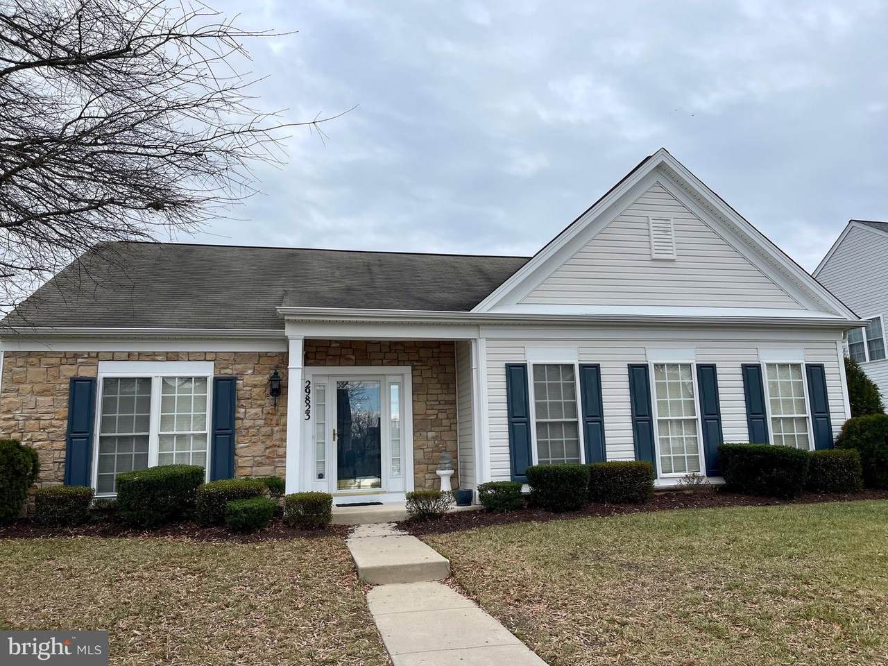 29823 Dustin Avenue - Photo 1
