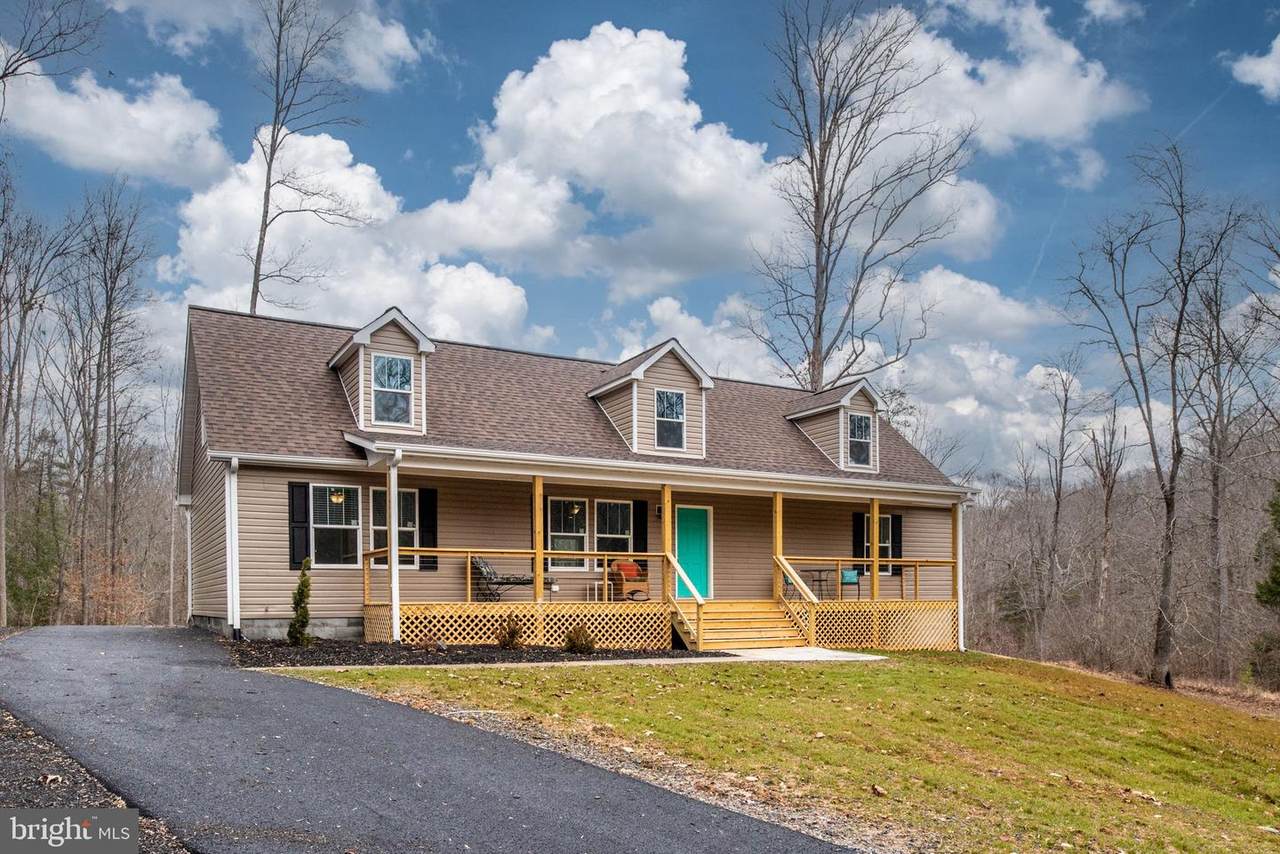 6200 Adamson Lane - Photo 1