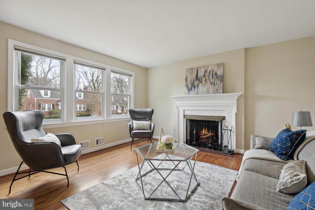 2129 N. Troy Street - Photo 1