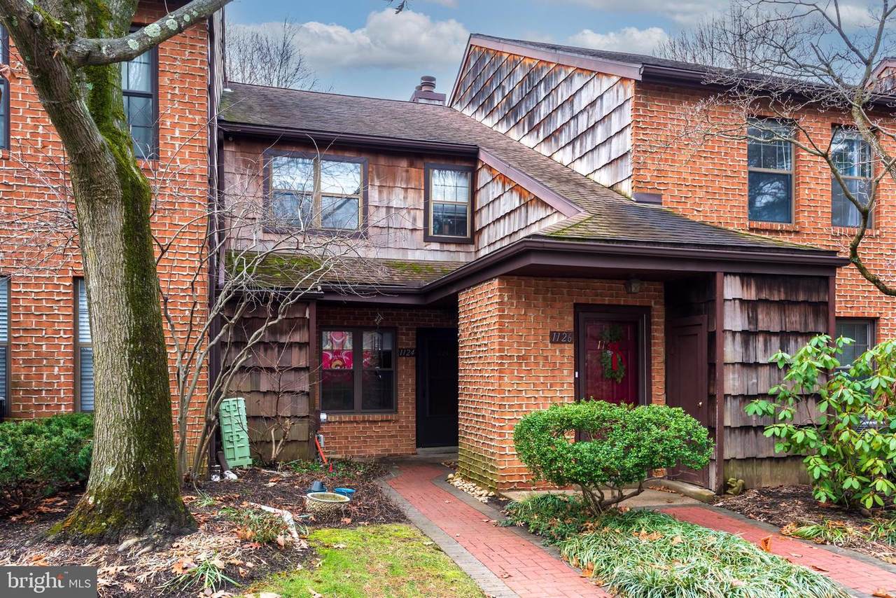 1124 Bartlett Road - Photo 1