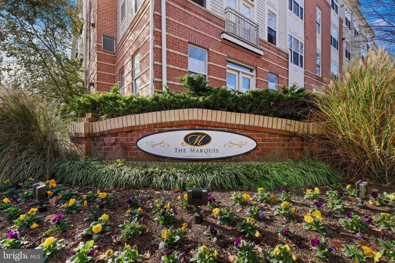 9486 Virginia Center Boulevard - Photo 1