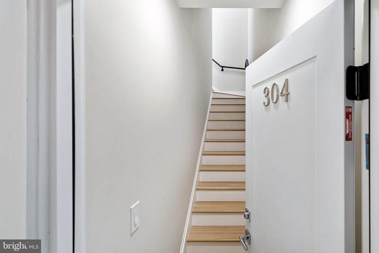 820 18TH Street - Photo 1