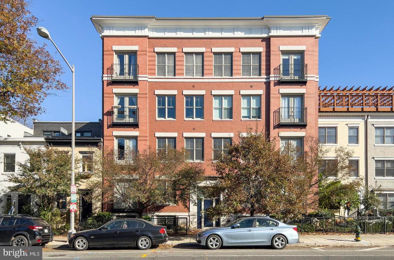 1425 11TH Street - Photo 1