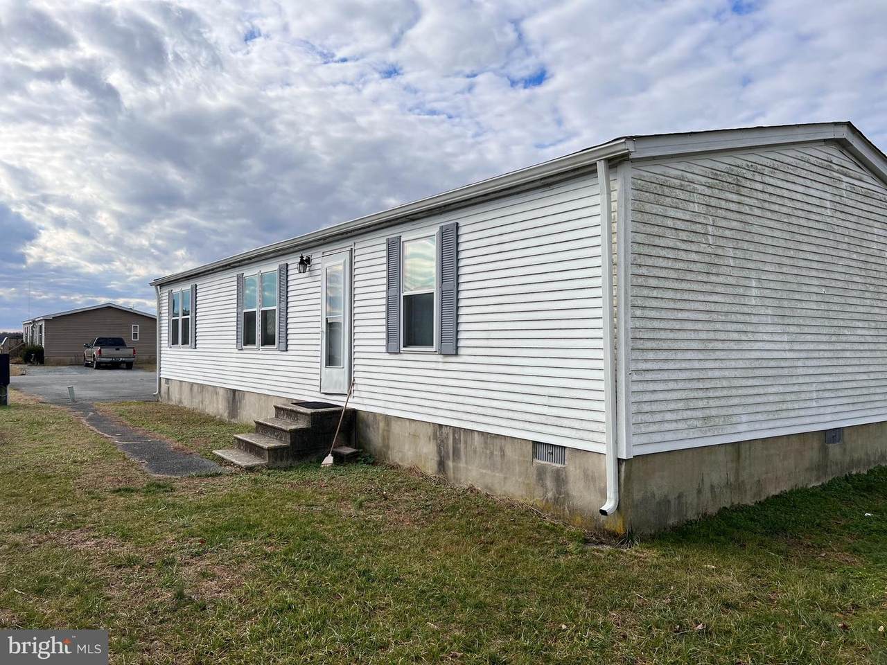8585 Garden Lane - Photo 1