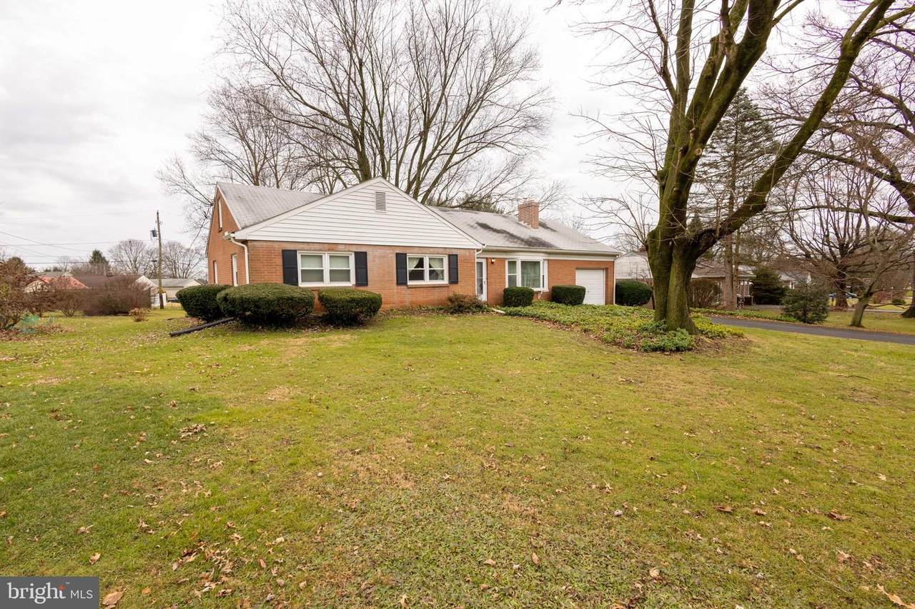 830 Robin Road - Photo 1