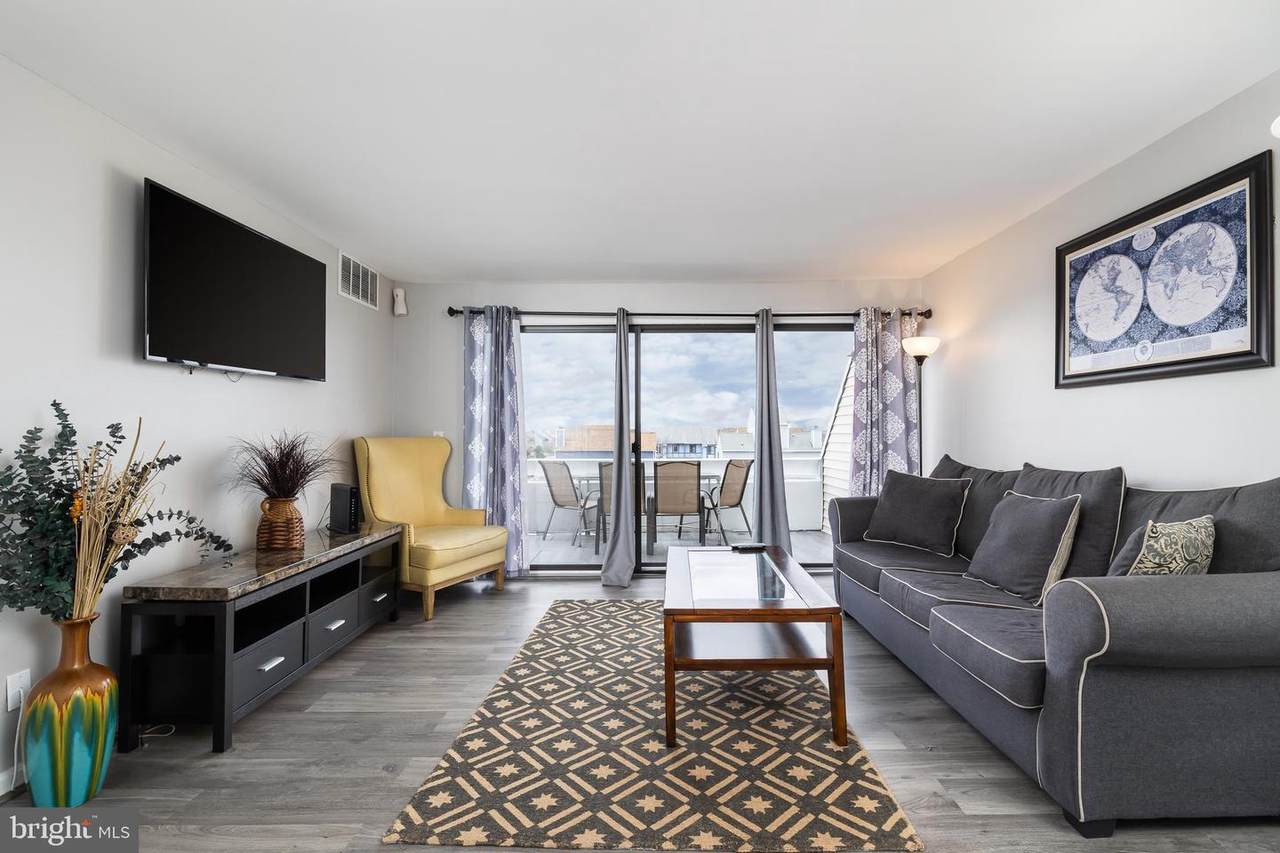 510 Penguin Drive - Photo 1
