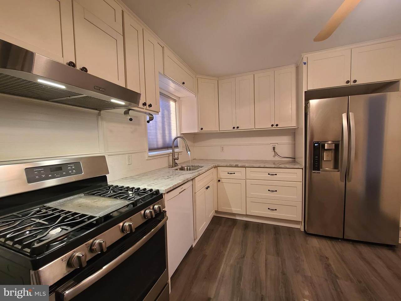 321 School Lane - Photo 1