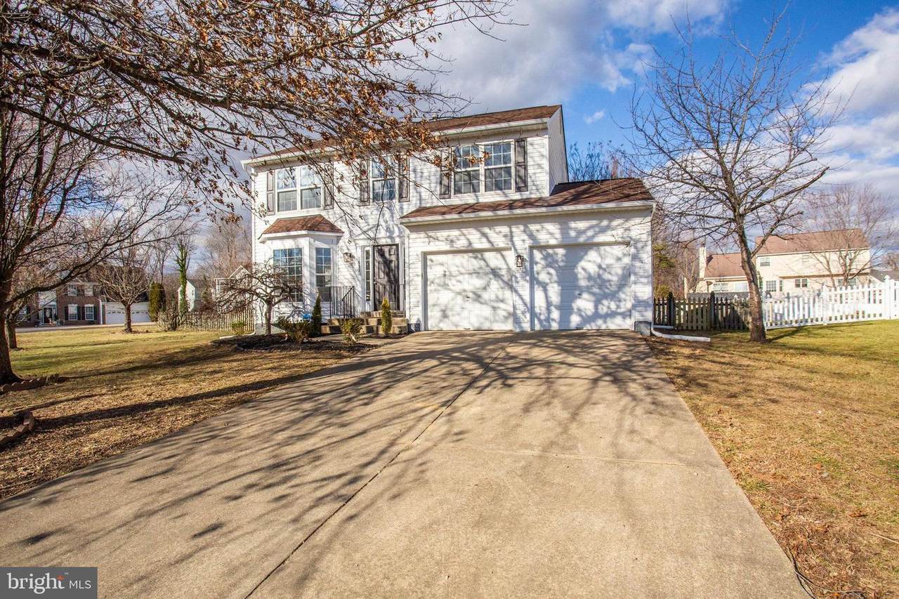2513 Goldenrod Court - Photo 1