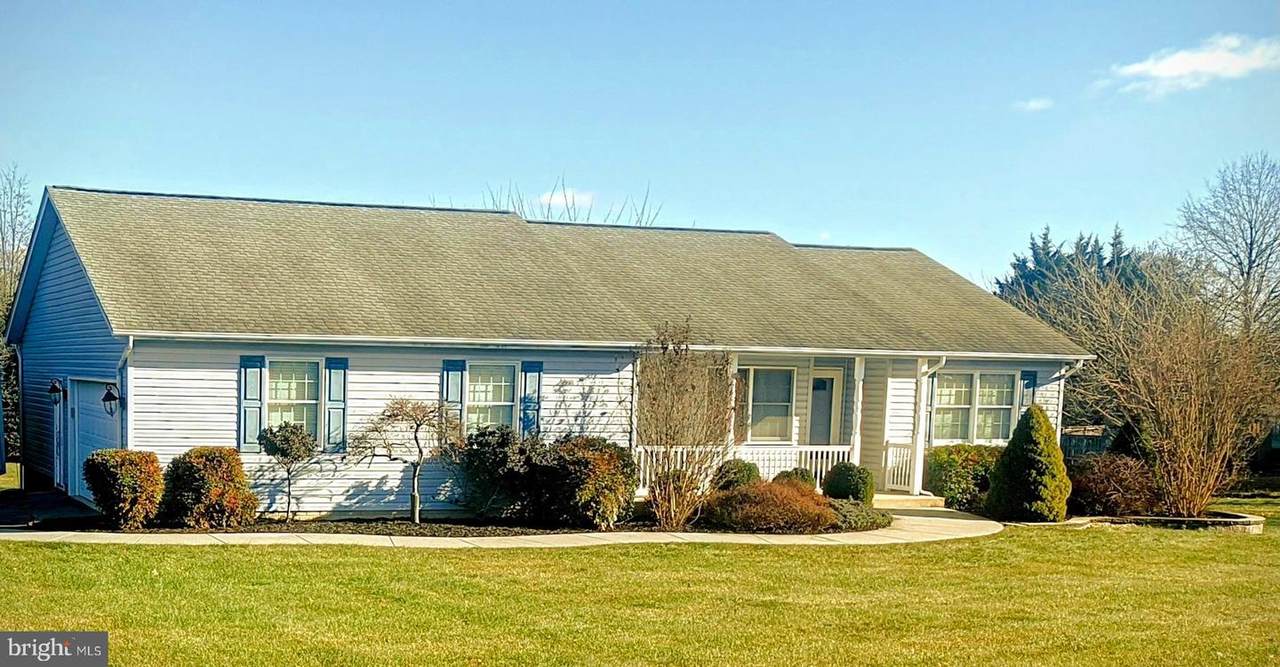 2204 Sams Creek Road - Photo 1