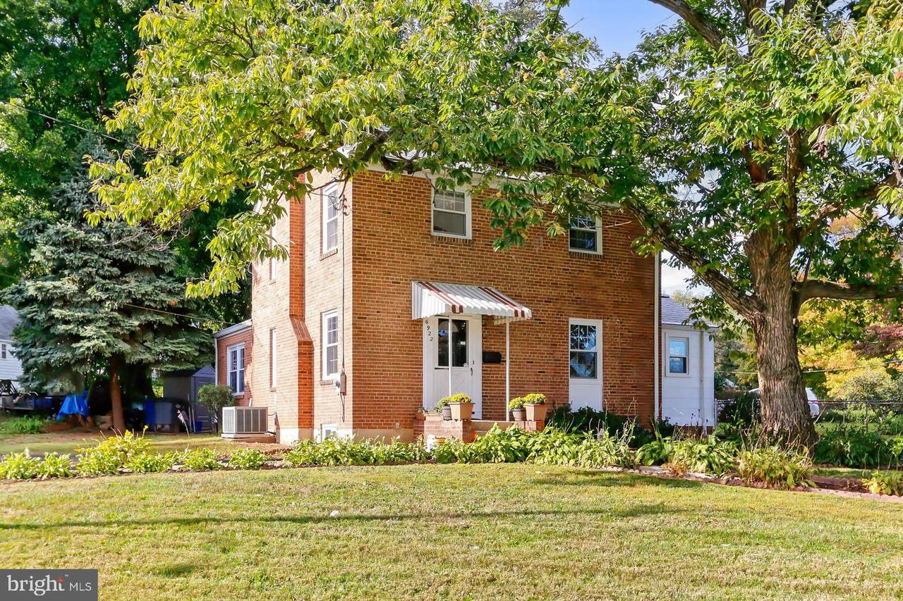 6922 Arlington Boulevard - Photo 1