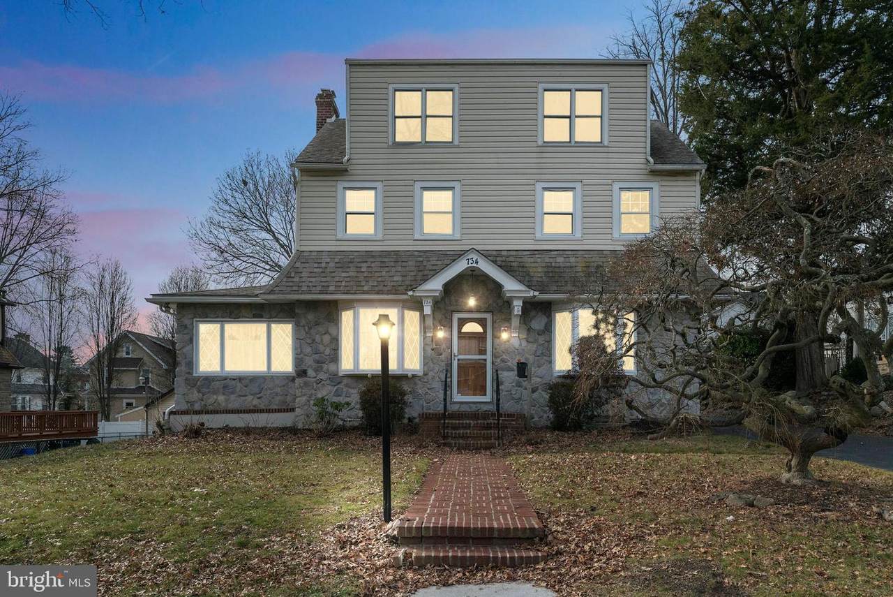 734 Morgan Avenue - Photo 1