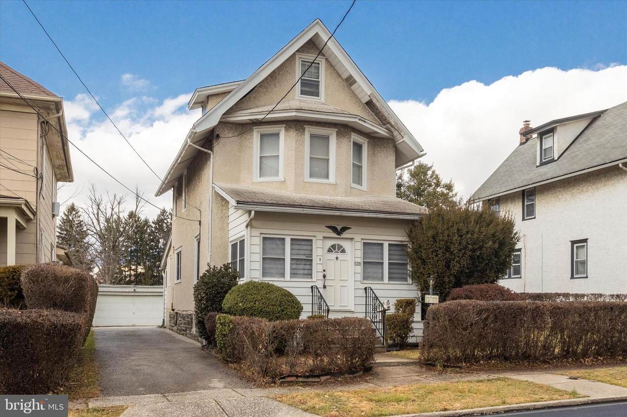 236 Ardmore Avenue - Photo 1