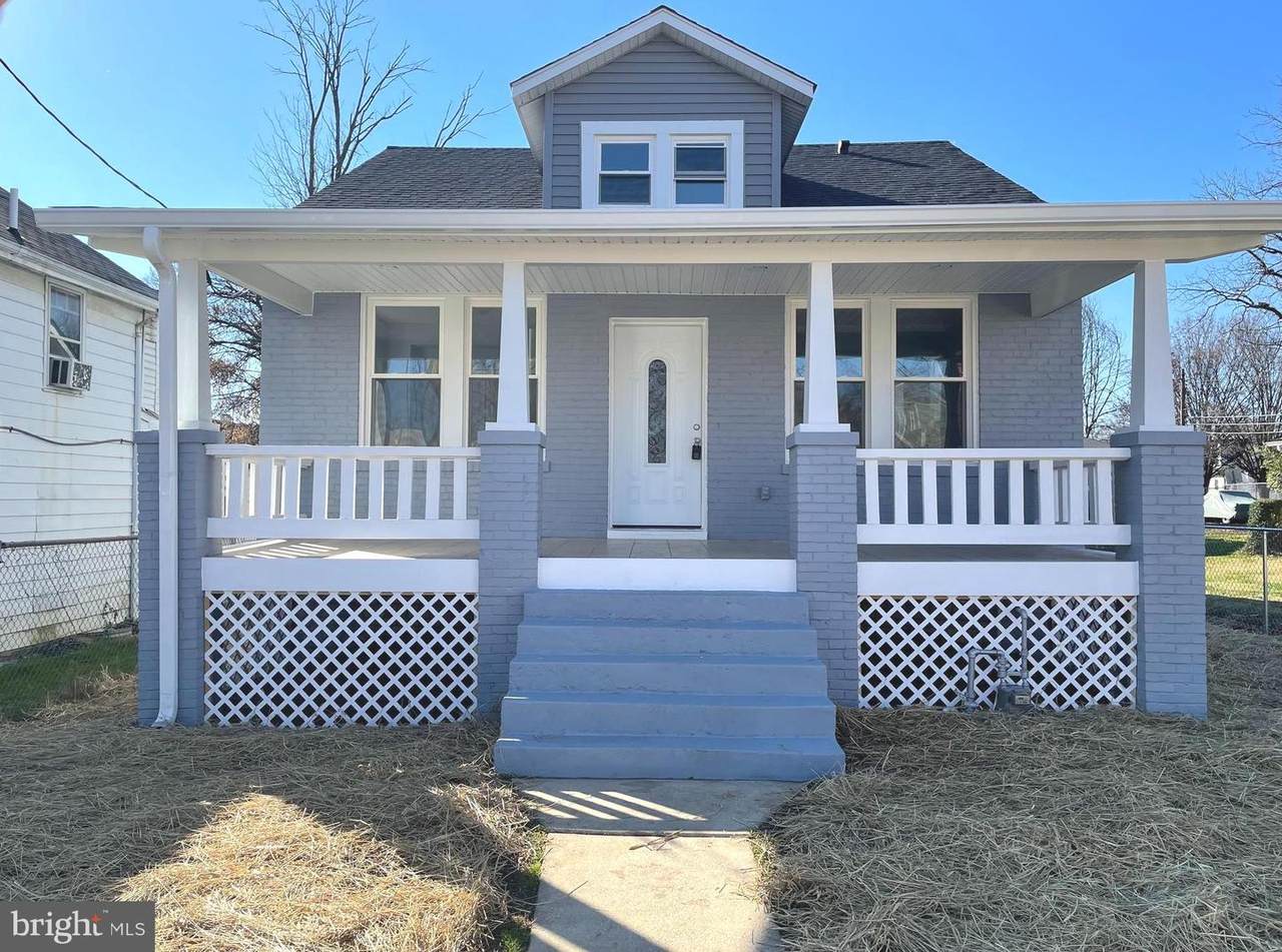 4003 Webster Street - Photo 1