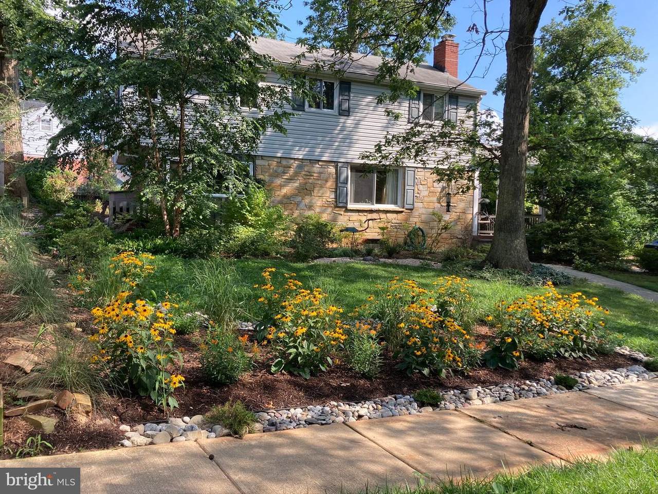 3003 Crest Avenue - Photo 1