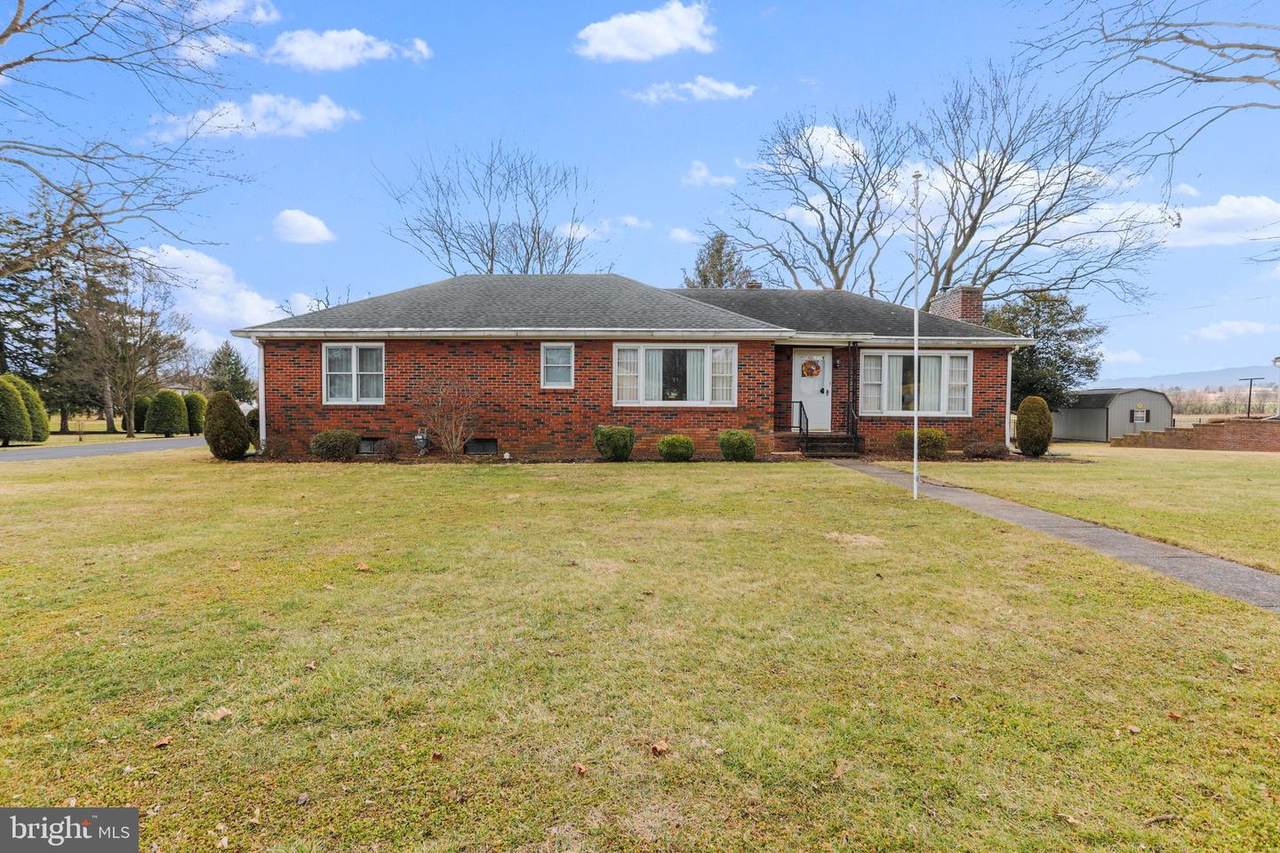 121 Johnston's Lane - Photo 1