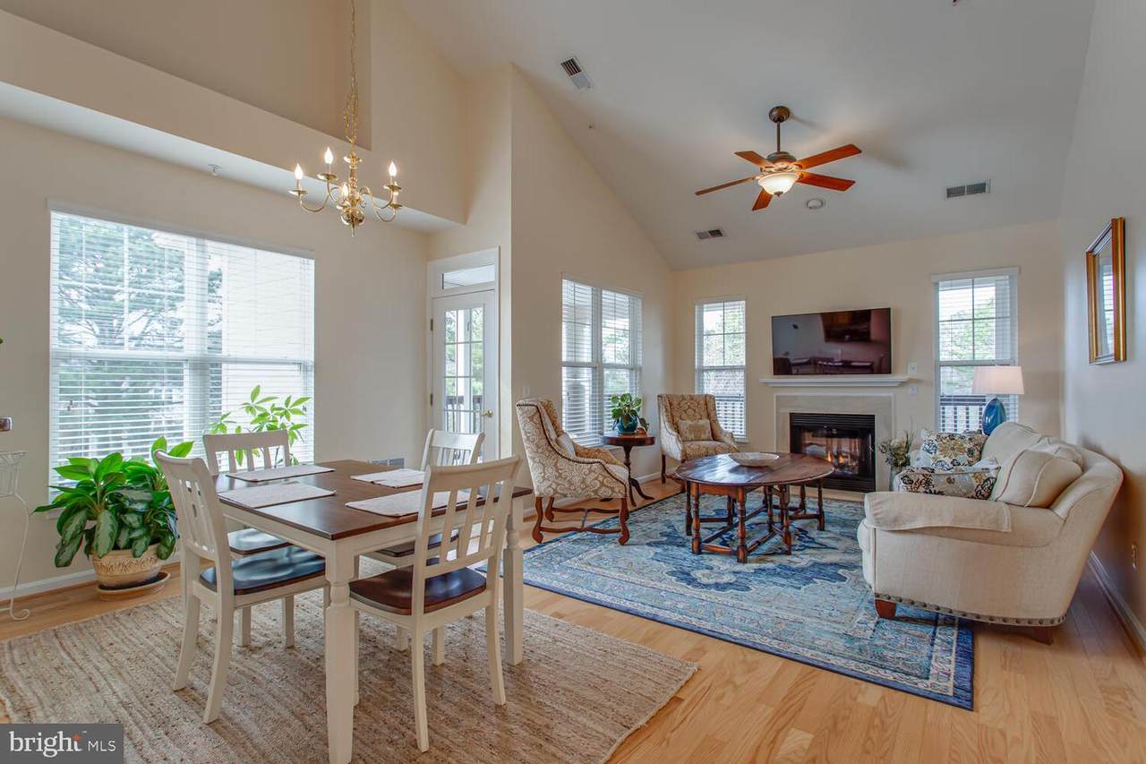 1031 Leeward Way - Photo 1