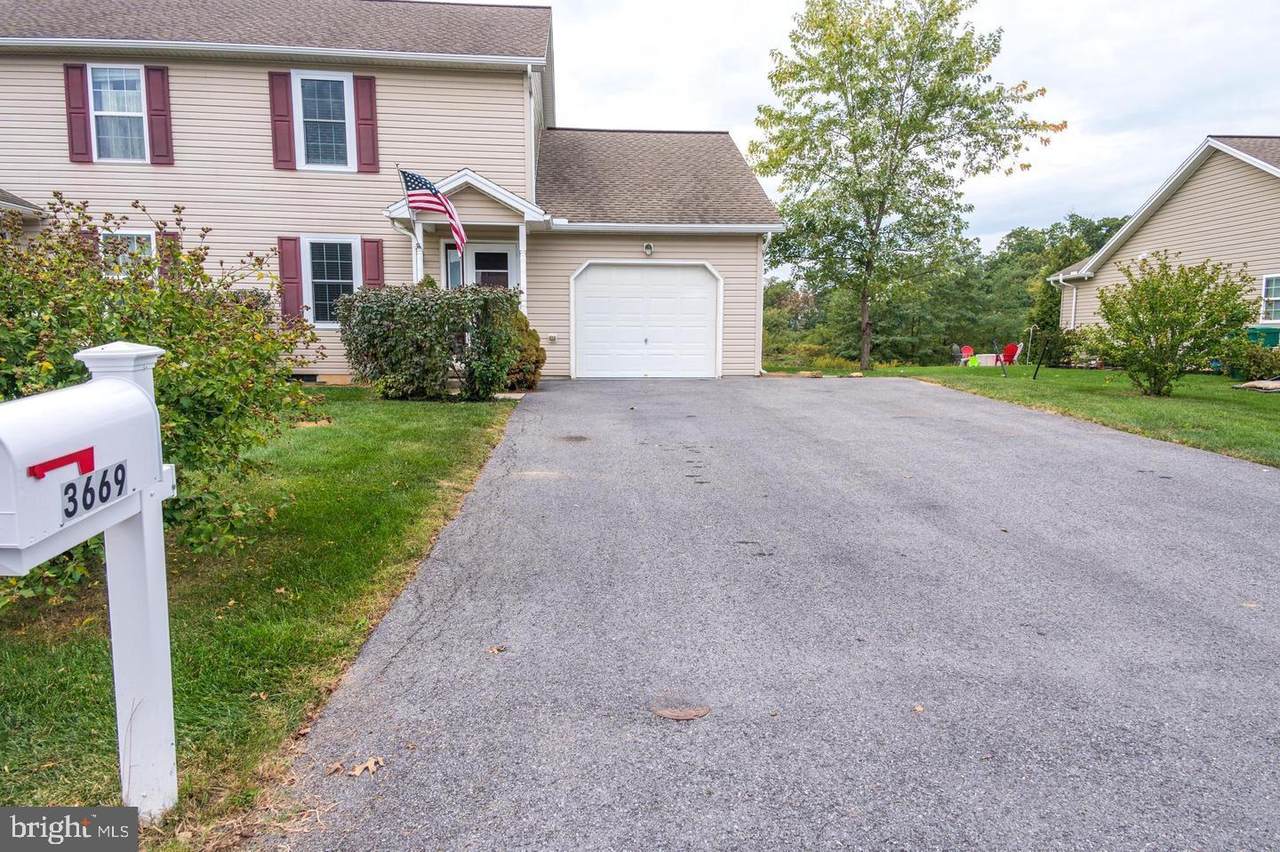 3669 Mountain Shadow Drive - Photo 1