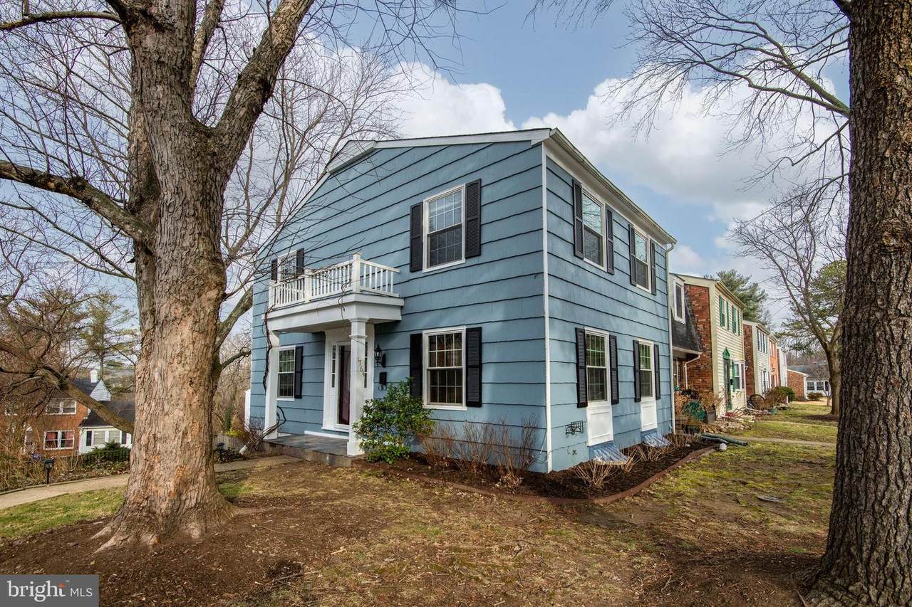 1764 Farmington Court - Photo 1