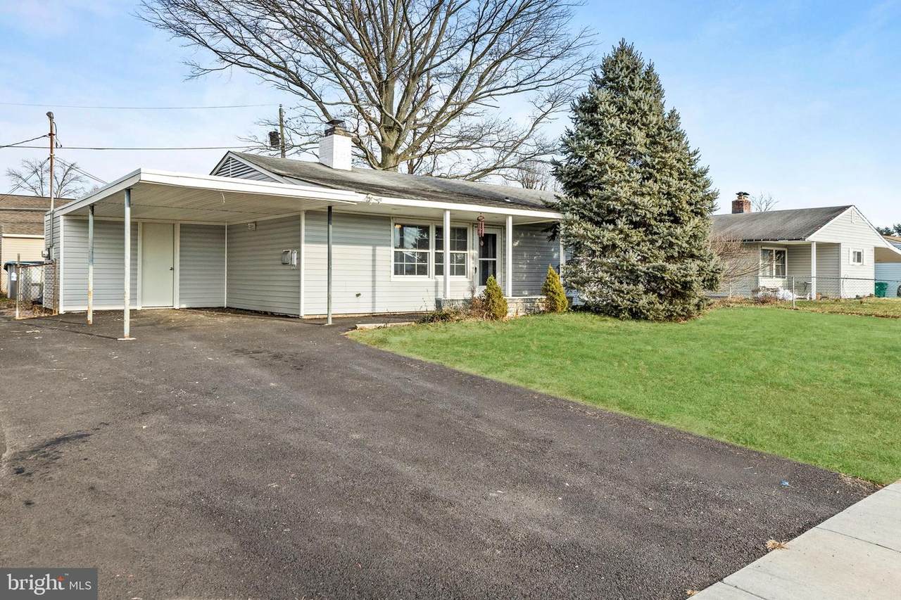 24 Black Walnut Road - Photo 1