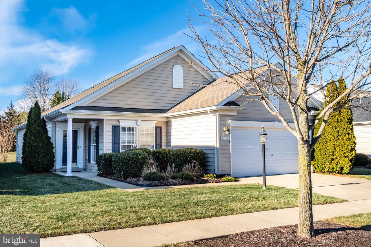210 Harmony Way - Photo 1
