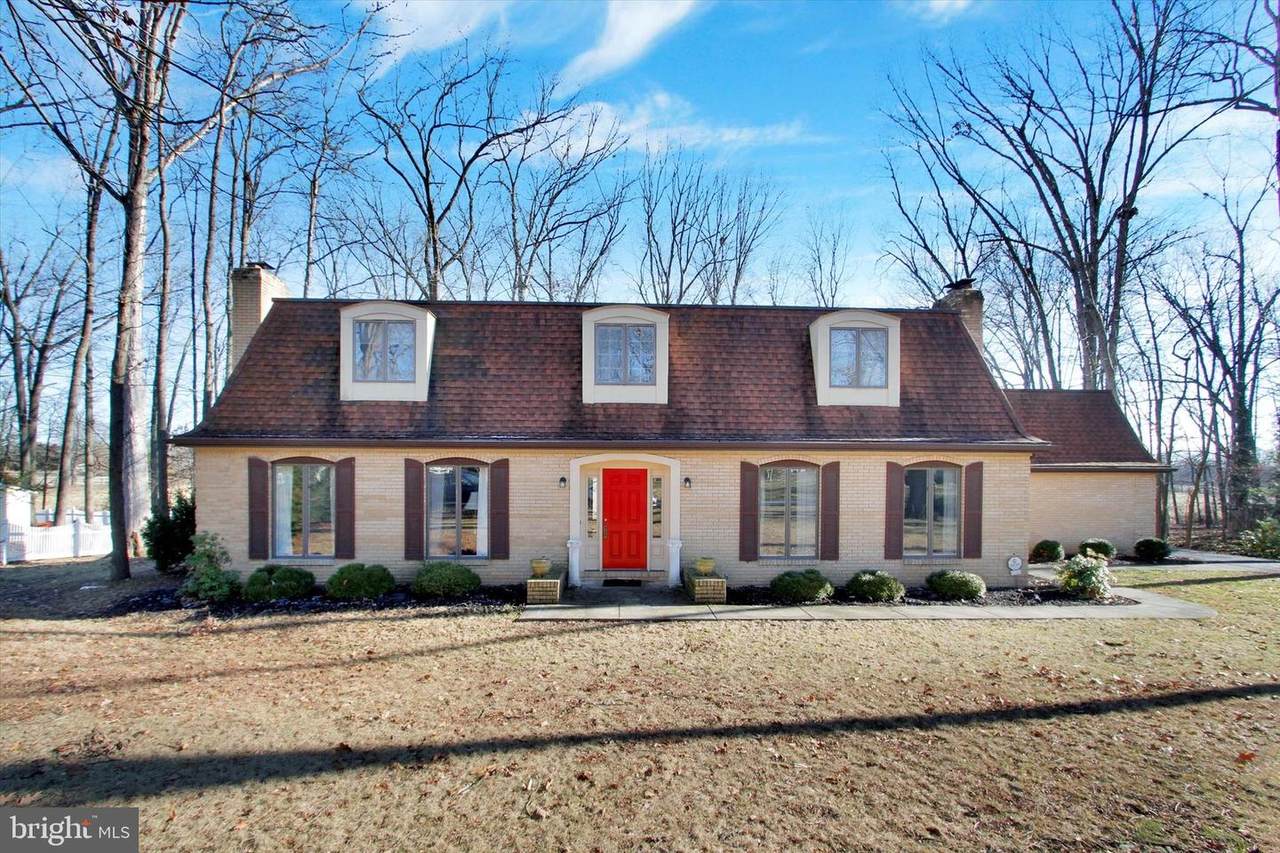 316 Oak Lane - Photo 1