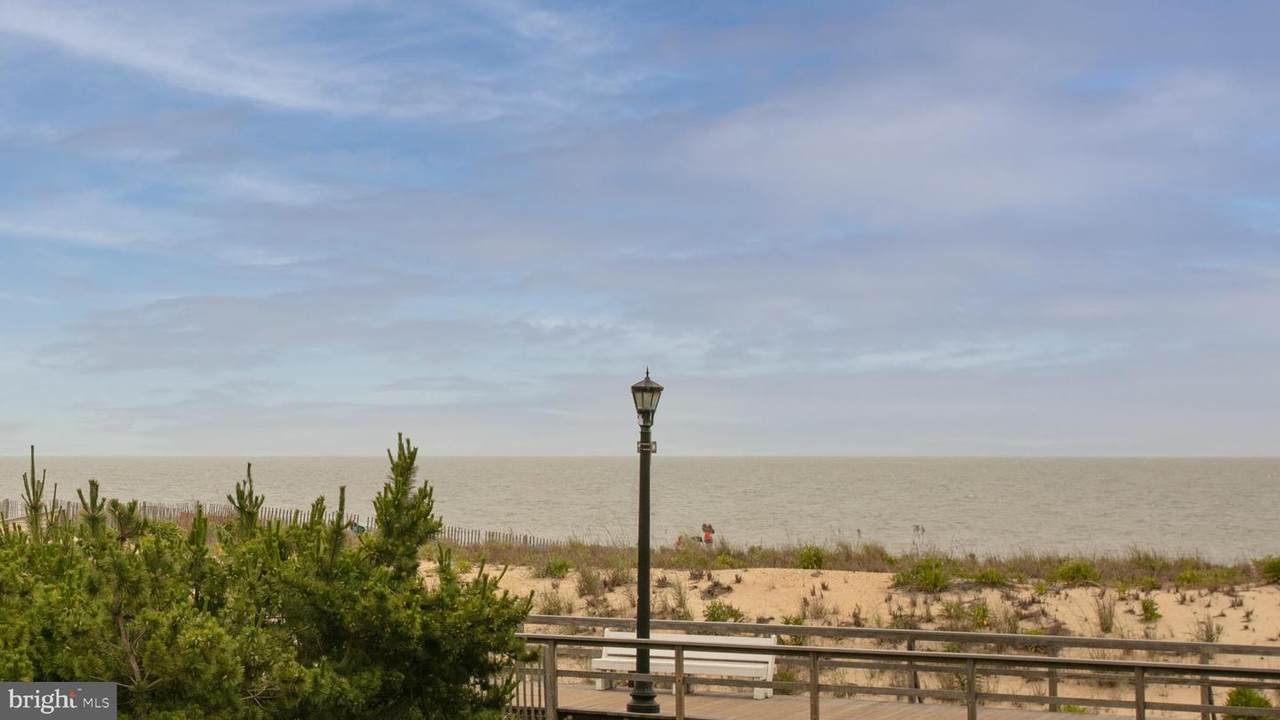 96 Central Boulevard - Photo 1