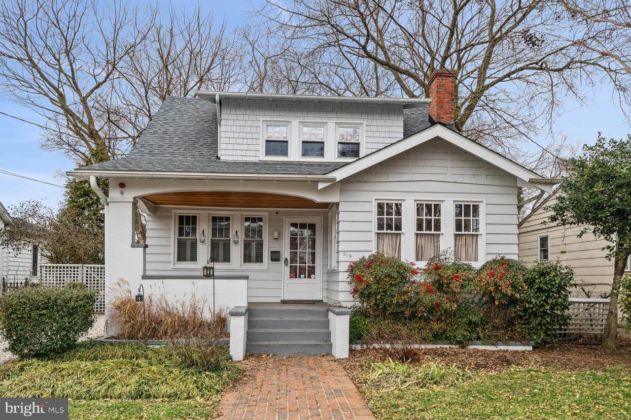 319 Glen Avenue - Photo 1
