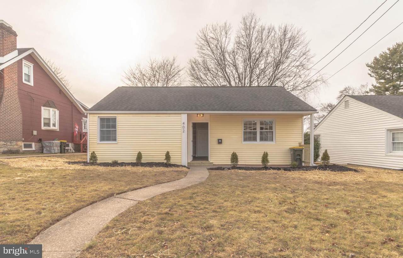 402 Woodlawn Avenue - Photo 1