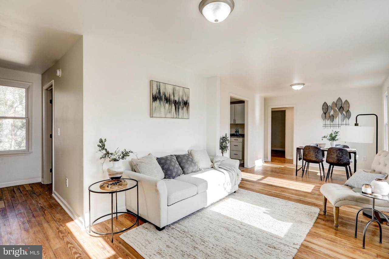 11 Campbell Avenue - Photo 1
