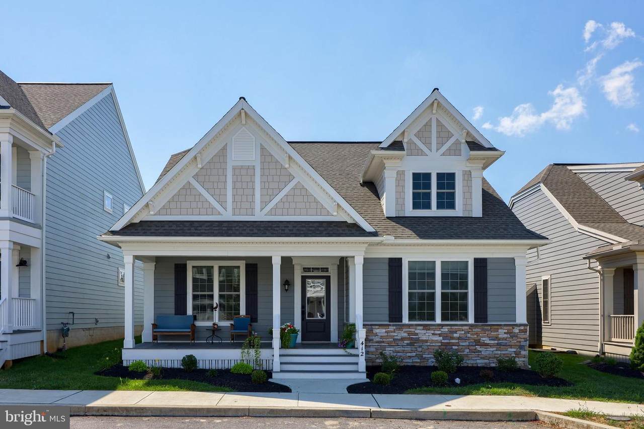 412 Constitution Drive - Photo 1