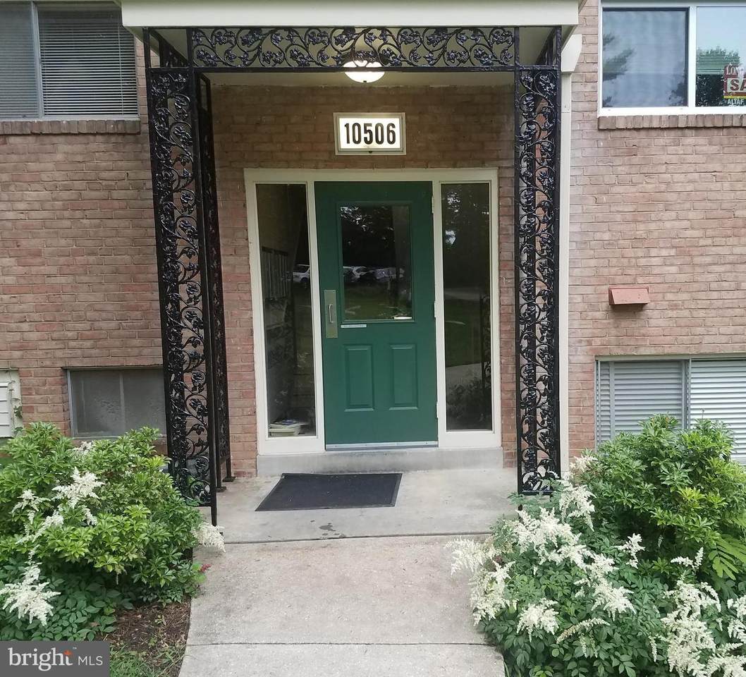10506 Weymouth Street - Photo 1