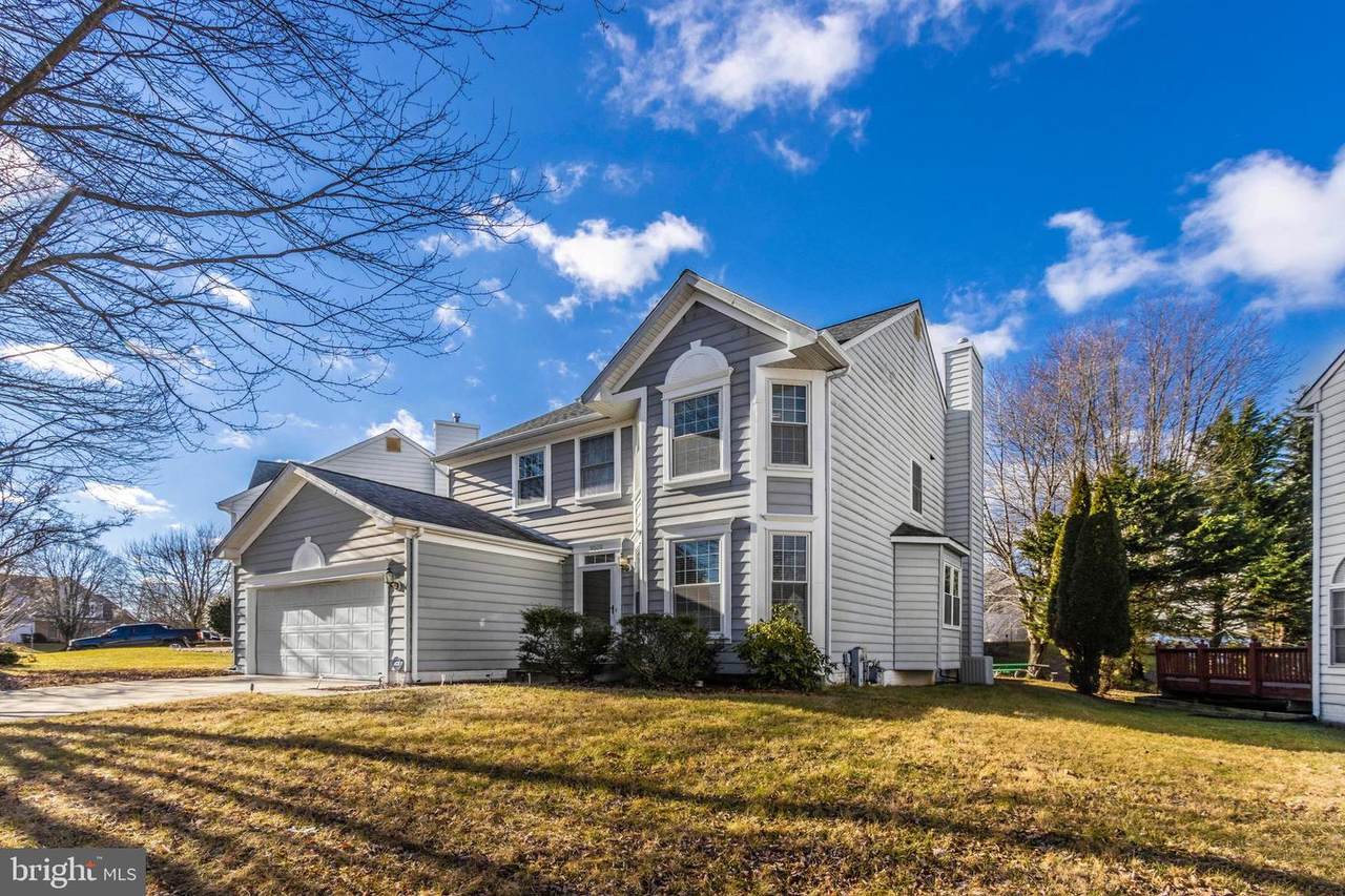 9509 Meadows Farm Drive - Photo 1