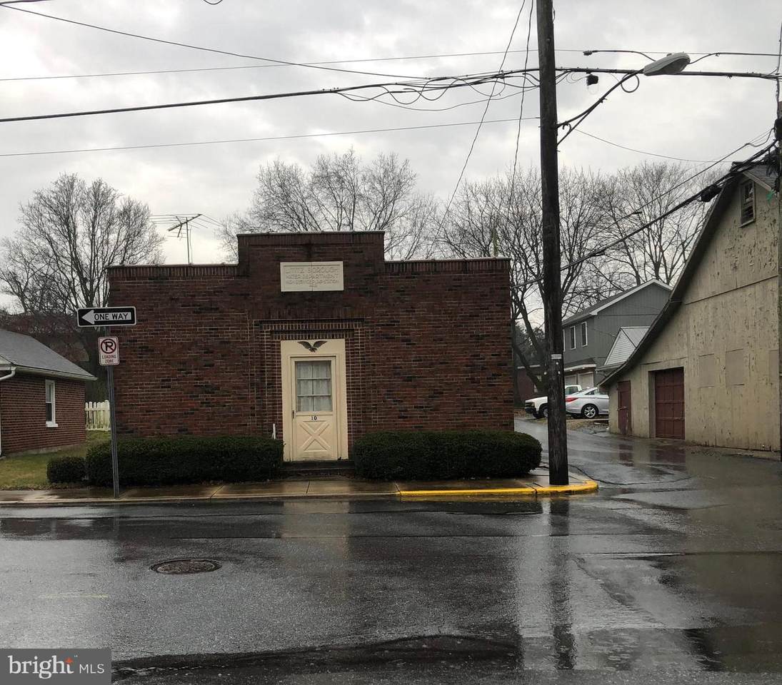 10 Marion Street - Photo 1