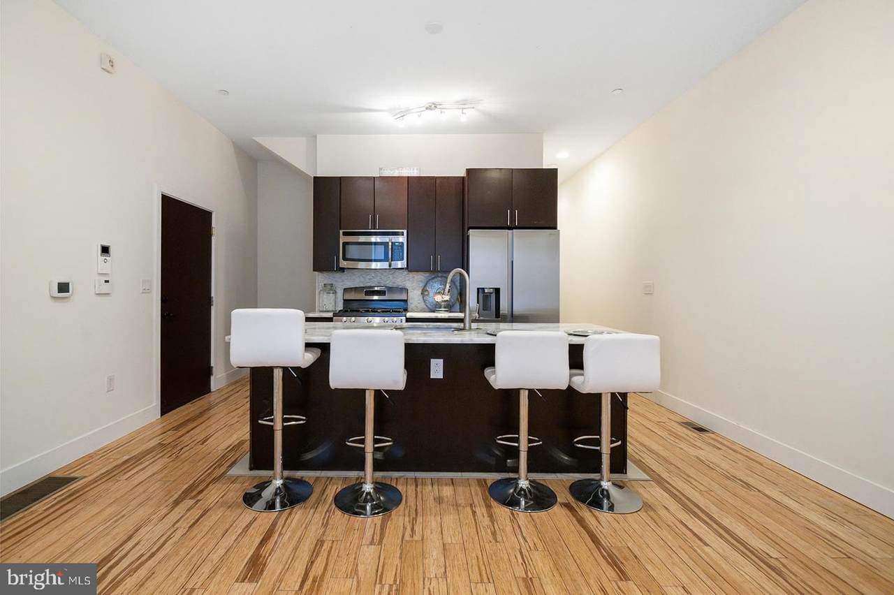 902 16TH Street - Photo 1