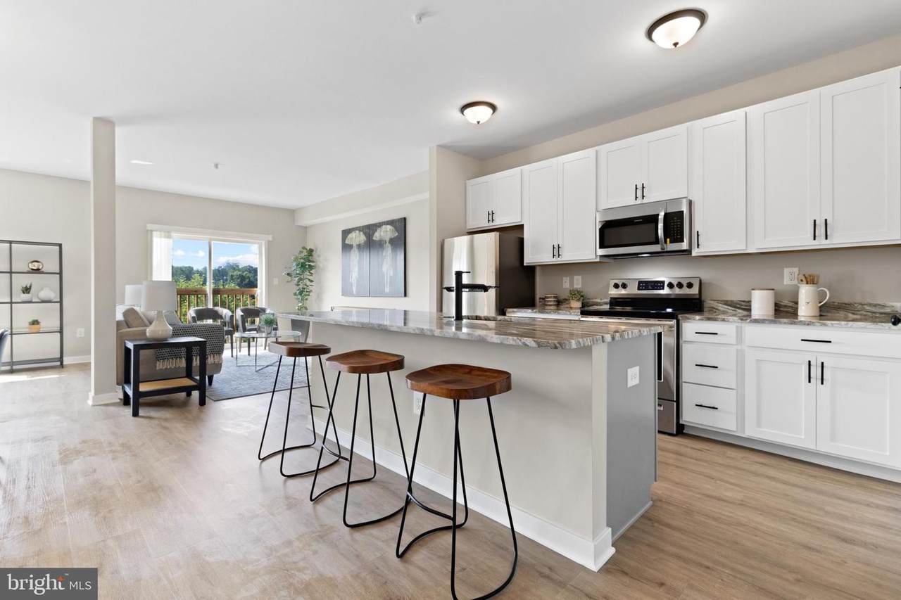 456 Woodcrest Drive - Photo 1