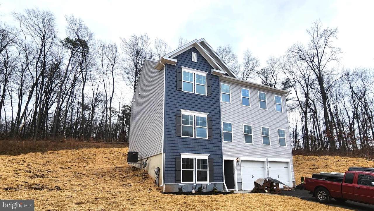 648 Royal Terrace - Photo 1